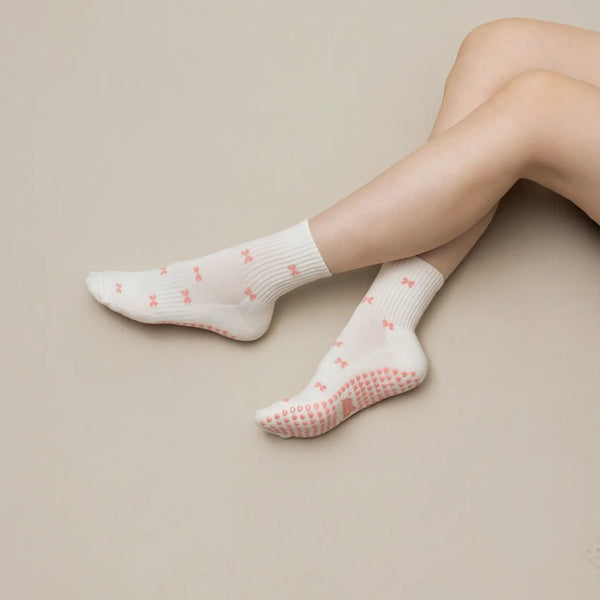 Pilates Socken aus Baumwolle I Schleifchen I Beige