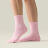 Pilates Socken aus 85% Bio Baumwolle von grippyglow in Rosa in 2 Größen. Ideal für Yoga, Barre, Reformer Pilates & Lagree.